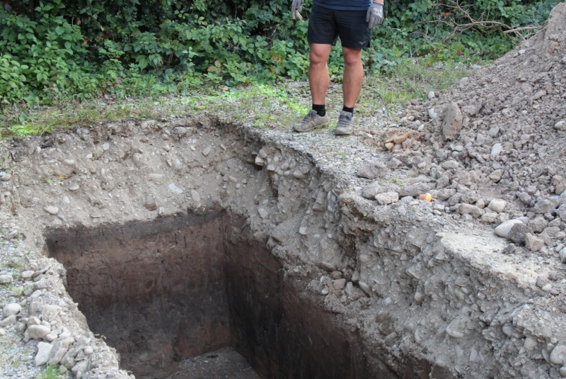 Novinky / Vzácna kaplnka aj nálezy z praveku: Pri Ružičkovom dome našli významné archeologické objavy - foto