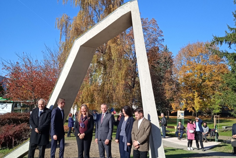 Novinky / Knižka Parky v Žiline, ktorej vznik sme podporili, je na svete - foto Novinky / Knižka Parky v Žiline, ktorej vznik sme podporili, je na svete - foto